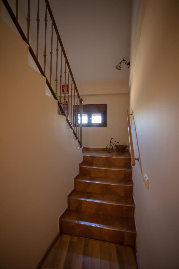 Apartamentos Rurales Romero Nohales Buitenkant foto